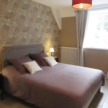 Le Manoir De Placy - D'hotes Bed & Breakfast