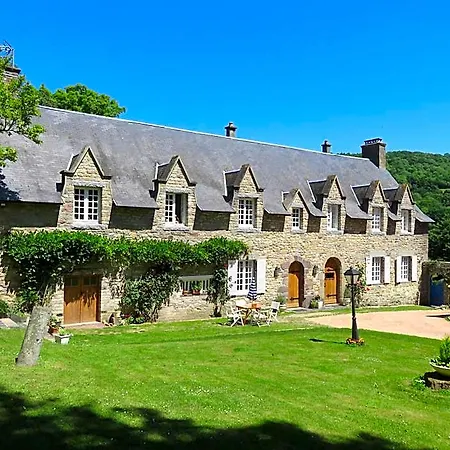 Le Manoir De Placy - D'hotes Bed & Breakfast 3*