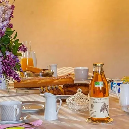 Le Manoir De Placy - D'hotes Bed & Breakfast Clécy