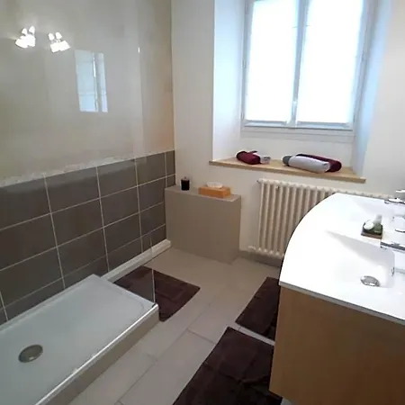 Le Manoir De Placy - D'hotes Bed & Breakfast