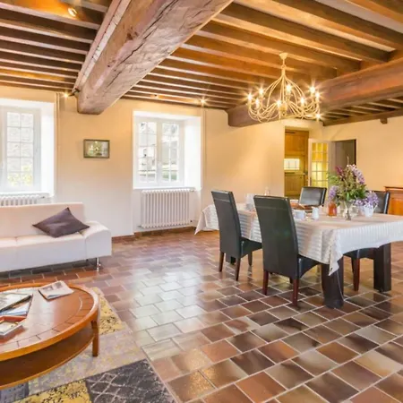 Le Manoir De Placy - D'hotes