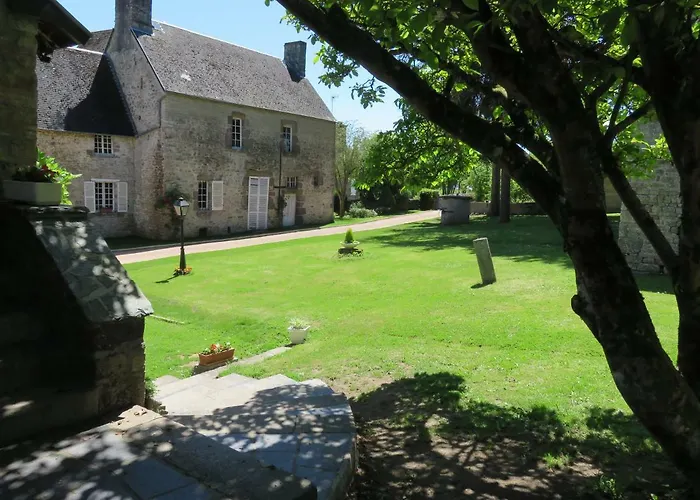 Le Manoir De Placy - D'hotes